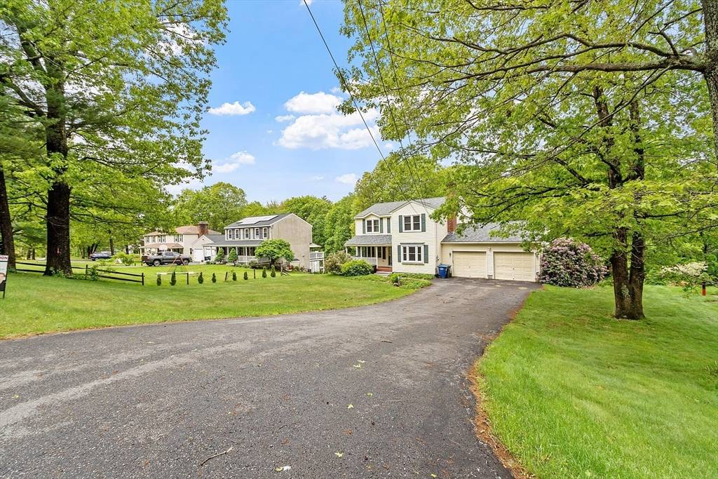 Leominster, MA 01453,71 Johnny Appleseed Ln
