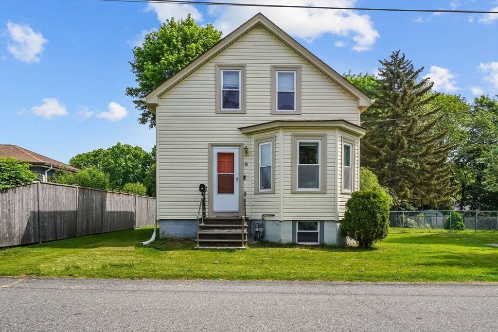 Somerset, MA 02725,90 Briggs Ave