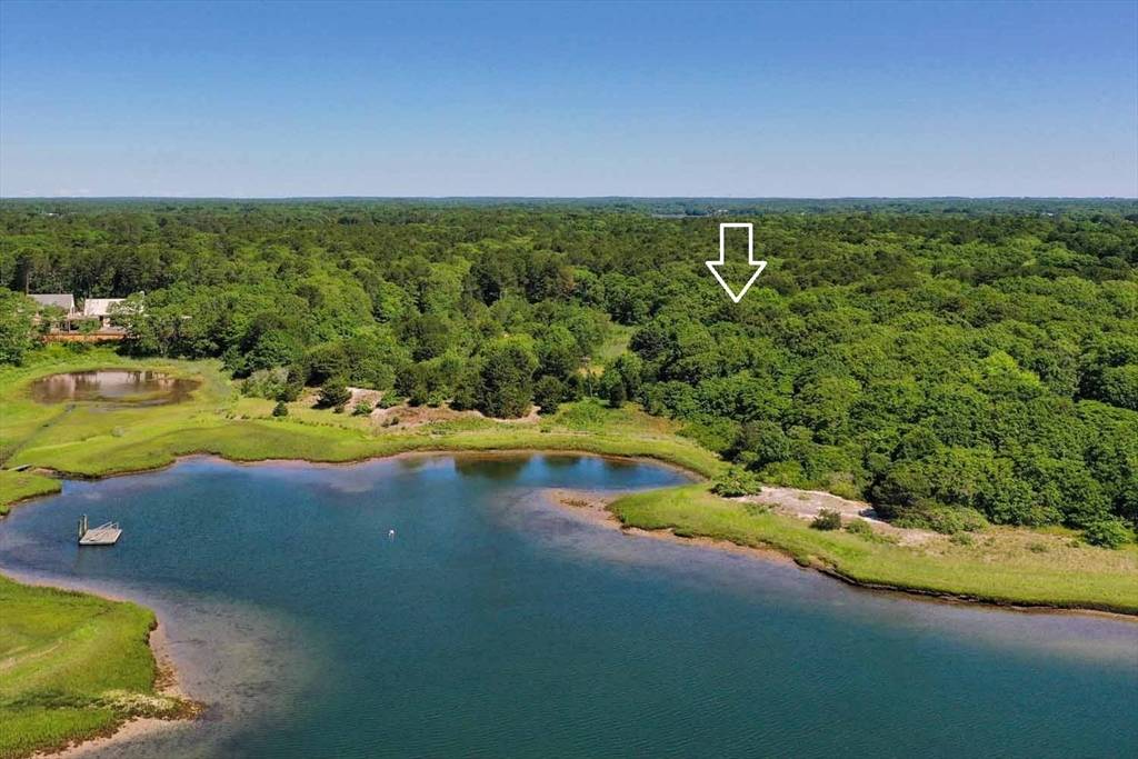 Barnstable, MA 02655,21 Indian Trail