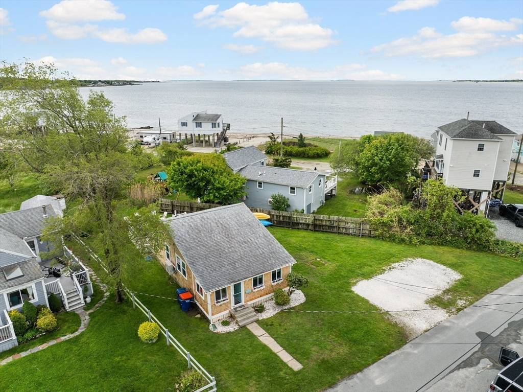 Fairhaven, MA 02719,13 Hathaway St