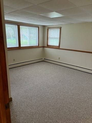 Millbury, MA 01527,27 B Middleton St #B