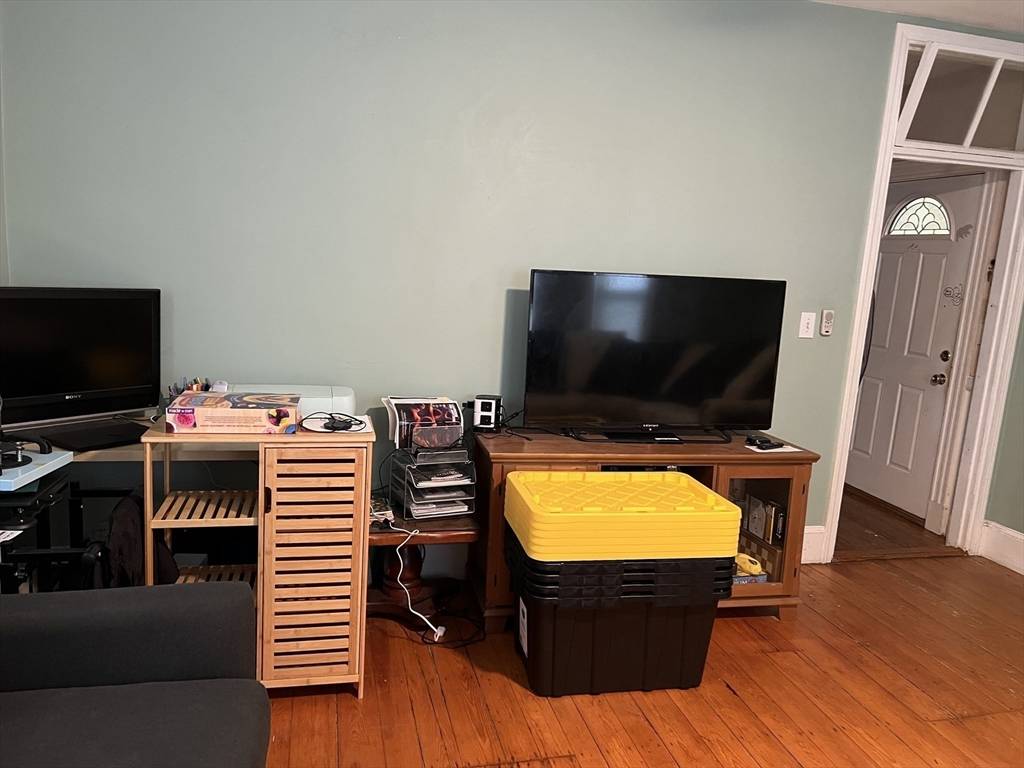 Boston, MA 02130,13 Oakdale #1