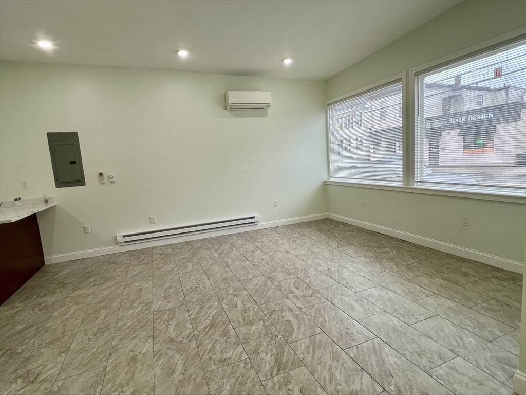 Malden, MA 02148,343 Highland Ave #1
