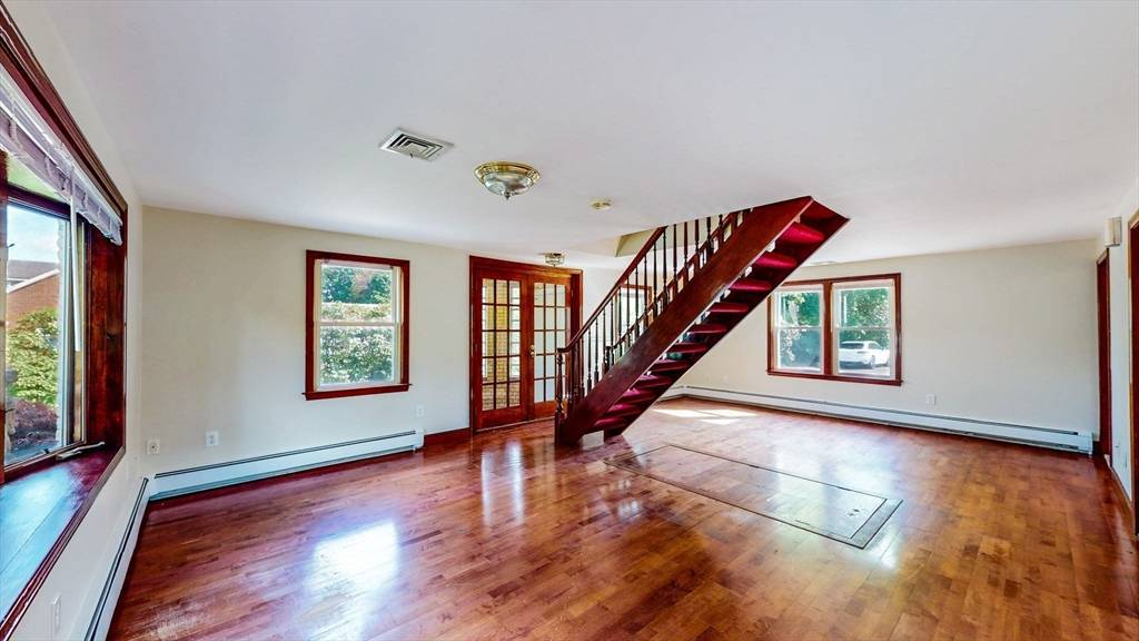 Newton, MA 02465,298 River St #0