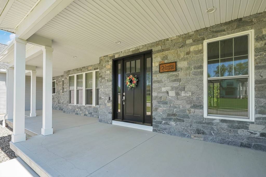 Ludlow, MA 01056,2 Turning Leaf Rd