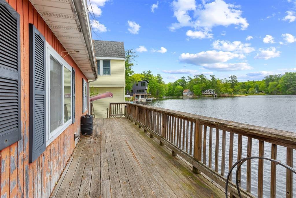 Groton, MA 01450,49 Boathouse Rd.