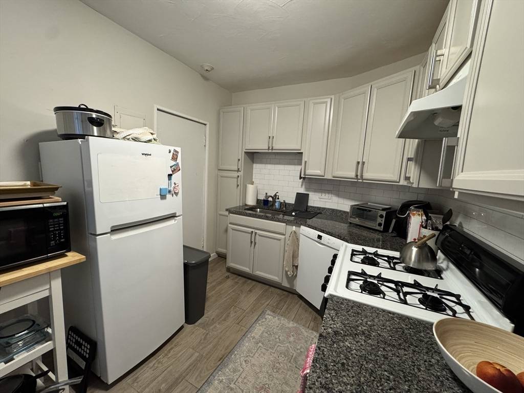 Boston, MA 02135,130 Sutherland #4