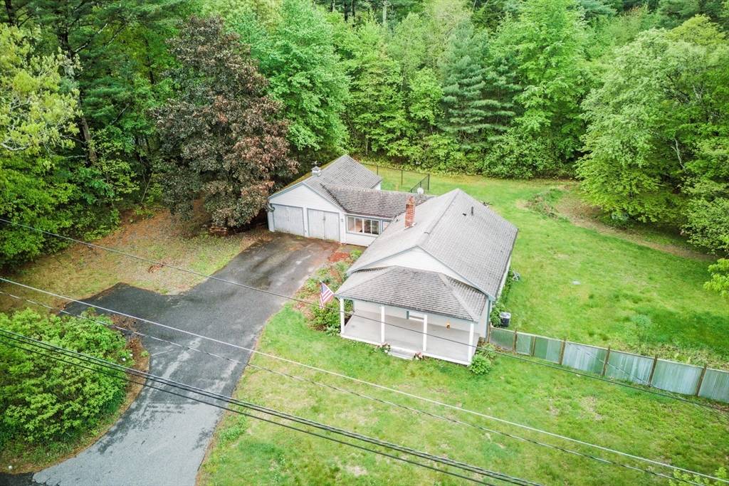 Middleboro, MA 02346,259 Old Center St