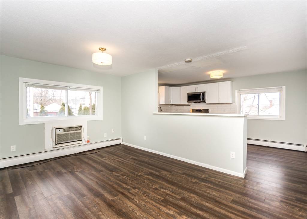 Waltham, MA 02453,46 Bolton Street #6