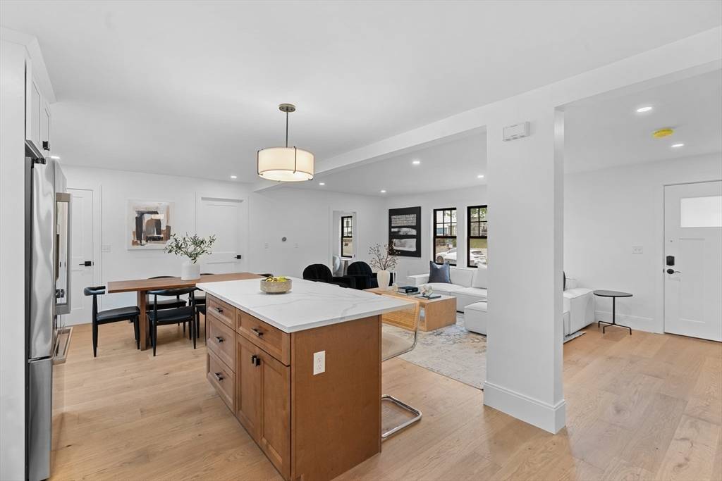 79 Hutchins Rd Medford, MA 02155