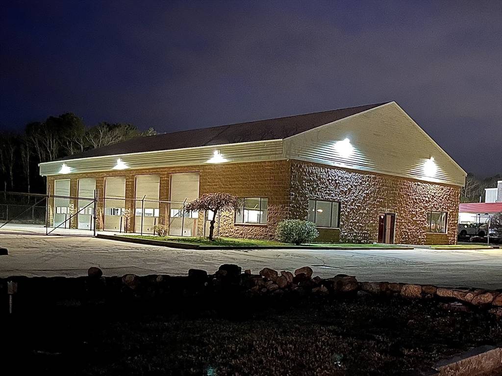 Plymouth, MA 02360,40 Holman Rd