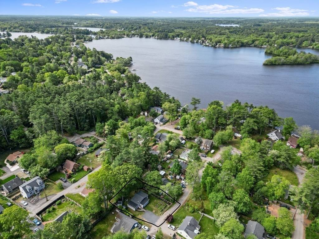 Pembroke, MA 02359,25 Ferndale Ave