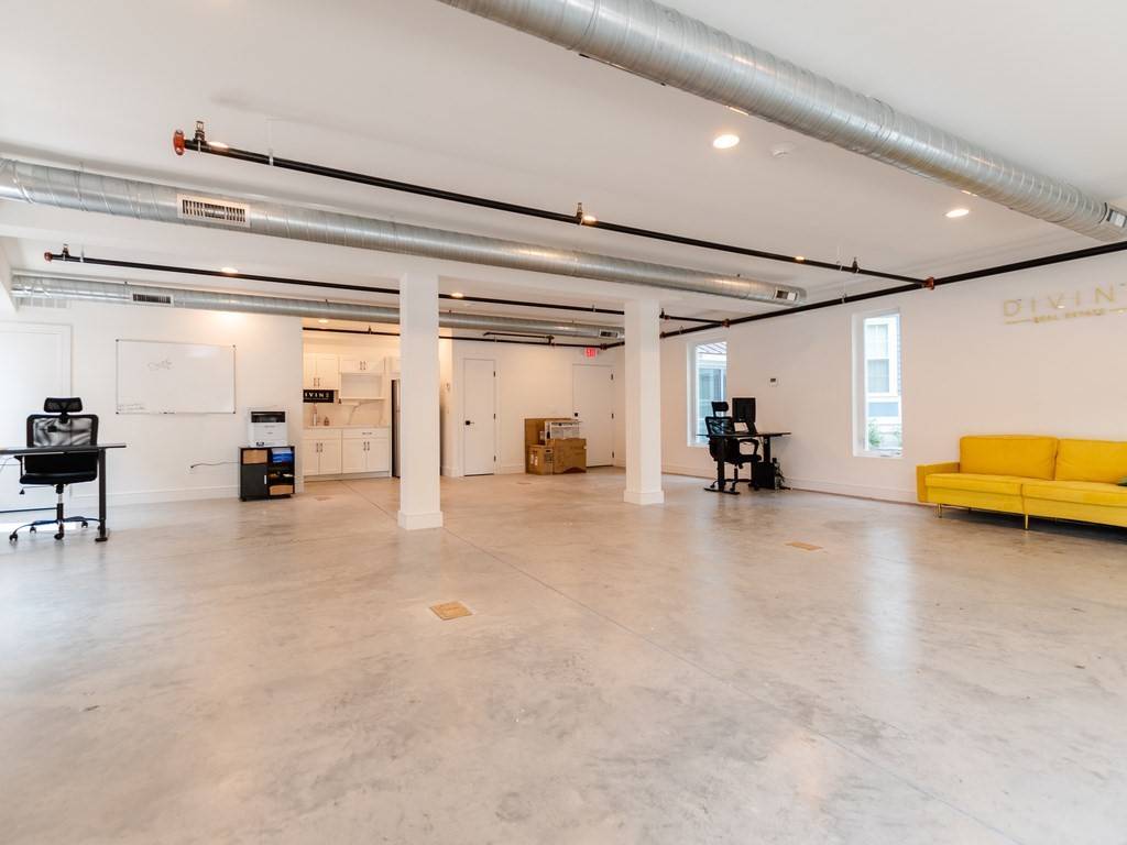Boston, MA 02130,3305 Washington St #101