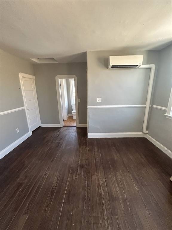 New Bedford, MA 02746,205 Tinkham #3