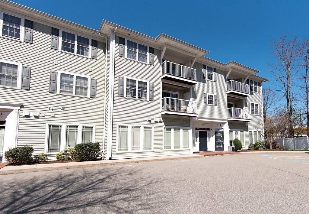 Canton, MA 02021,717 Washington St #G