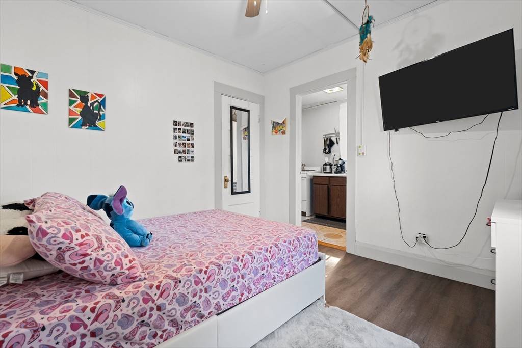 73 Lincoln Ave Saugus, MA 01906