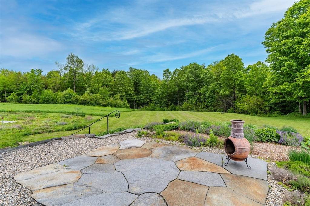 1127 Bug Hill Road Ashfield, MA 01330