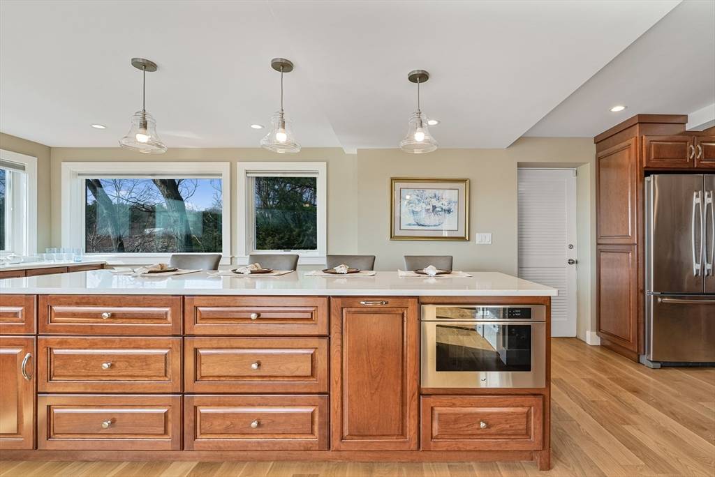 17 Wagon Wheel Road #17 Winchester, MA 01890