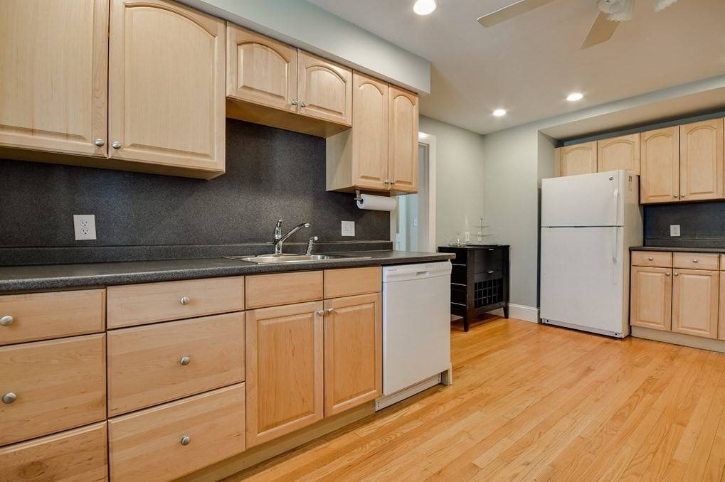 Waltham, MA 02453,53 Wellington St #3
