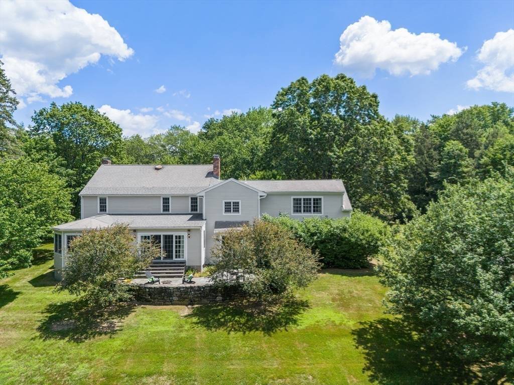Sherborn, MA 01770,10 Ward Lane