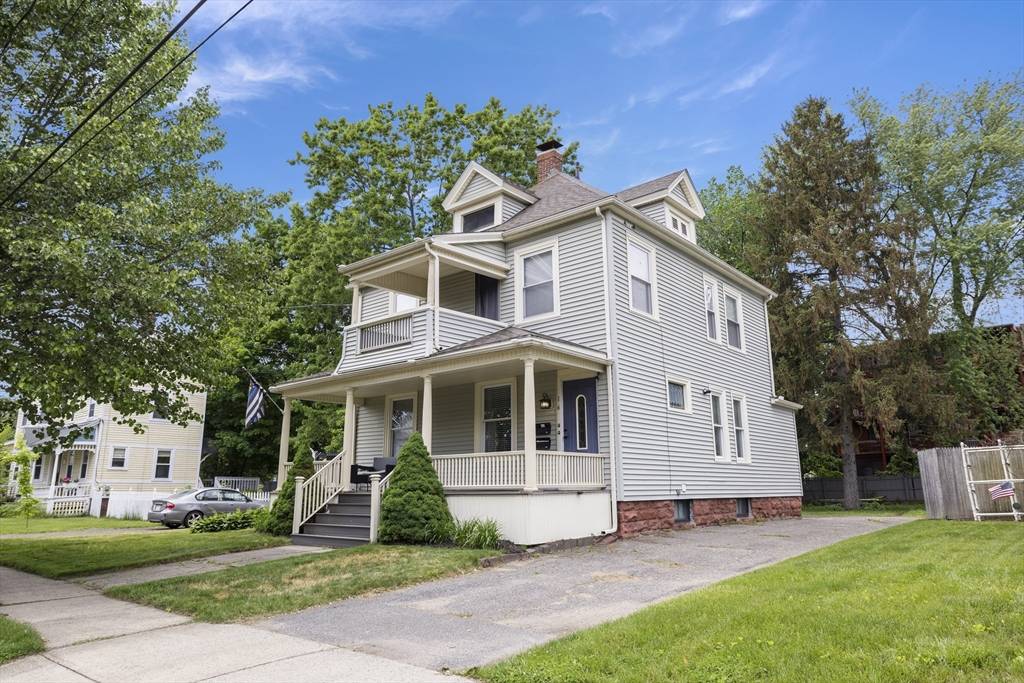Chicopee, MA 01020,16 Lincoln St