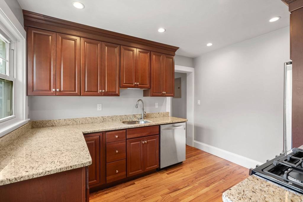 30 Gilbert Rd #30 Belmont, MA 02478