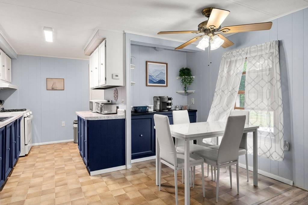 Acushnet, MA 02743,45 Clems Way