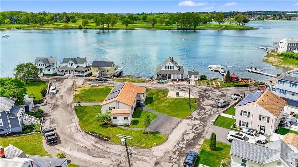 Beverly, MA 01915,1 Shore Avenue