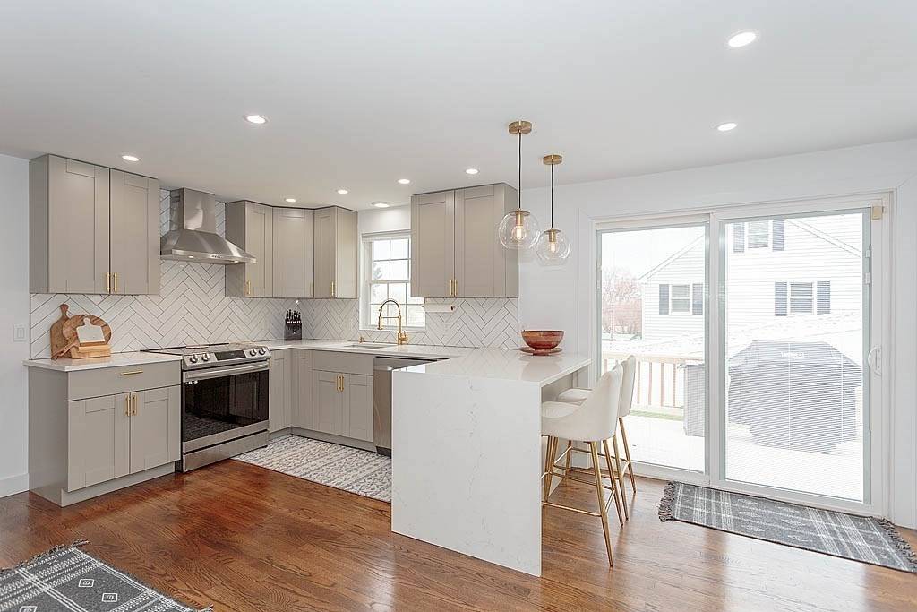 Peabody, MA 01960,1 Norwood Ave