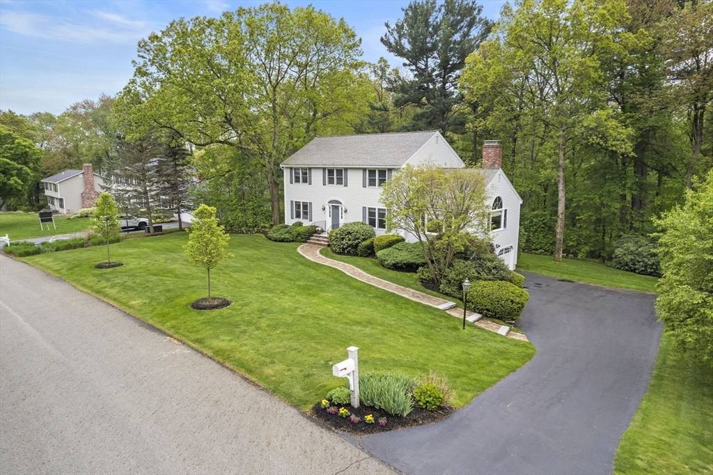 Andover, MA 01810,22 Windemere Dr