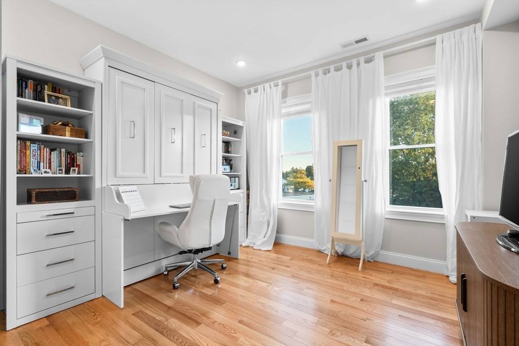 35 Somerset #5A Winthrop, MA 02152