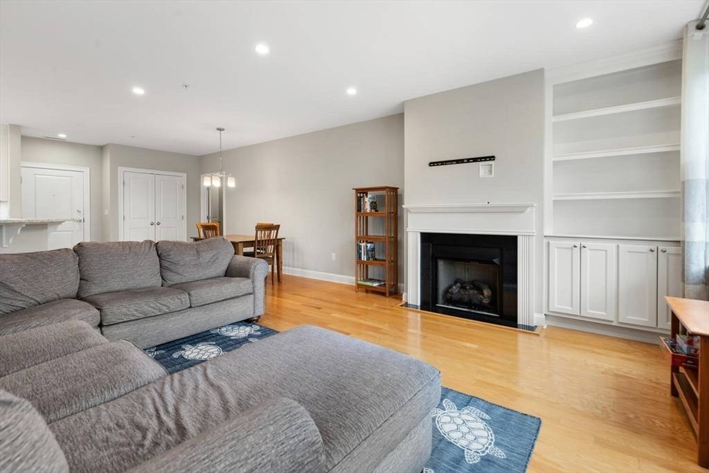 2 Inwood Drive #2001 Woburn, MA 01801