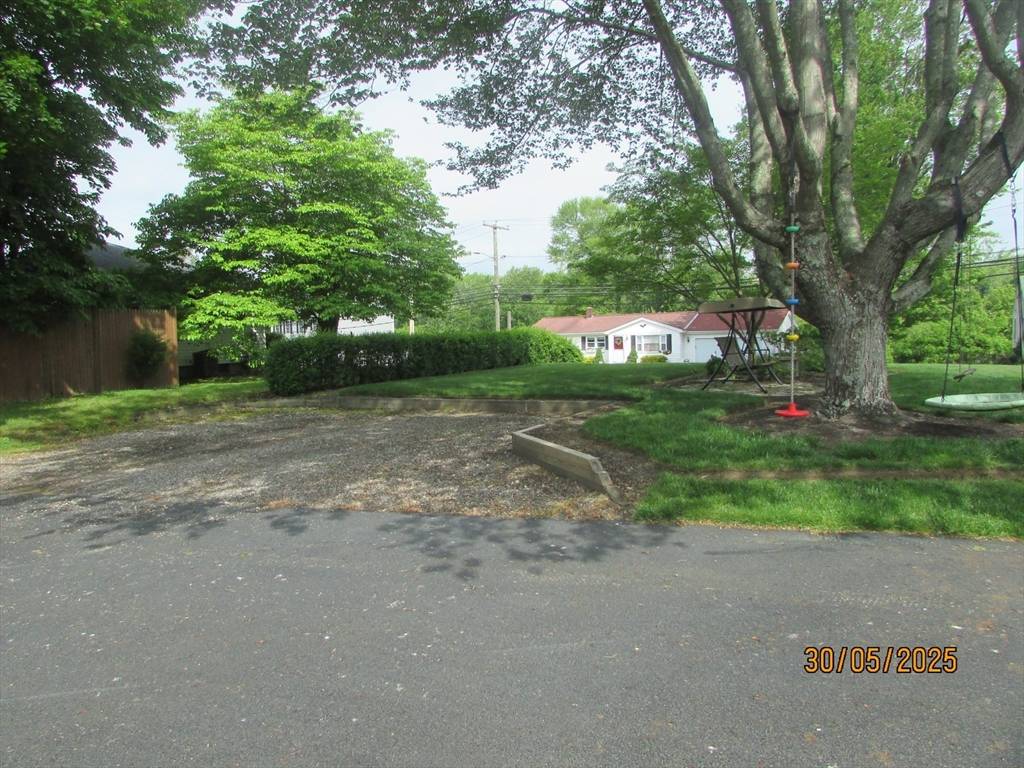 Taunton, MA 02780,1038 Somerset Ave #2
