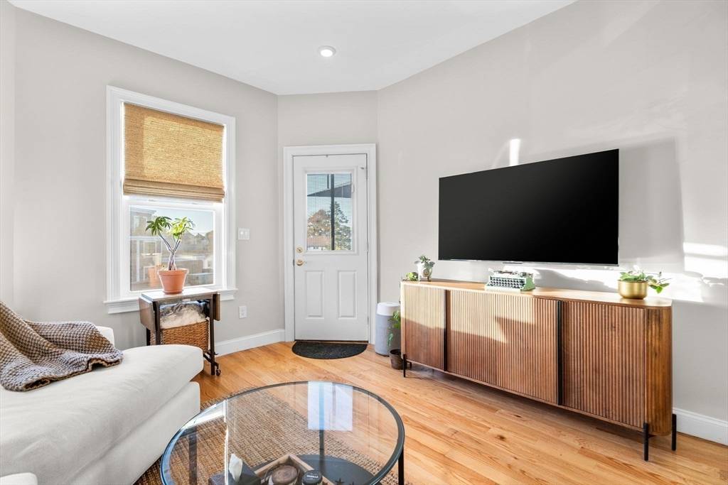Winthrop, MA 02152,35 Somerset #5A