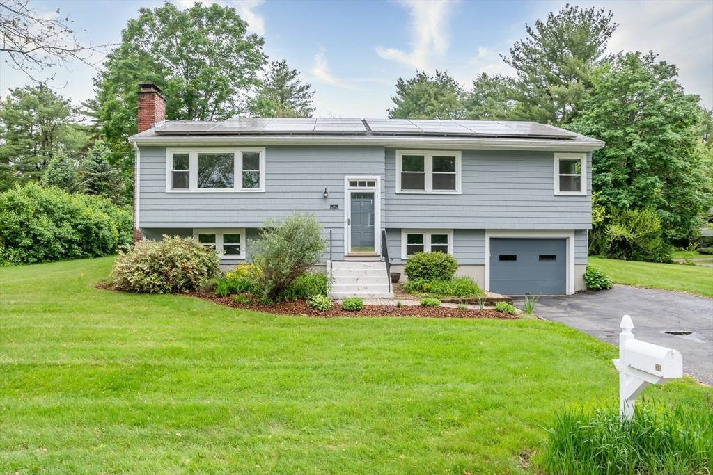 Wayland, MA 01778,34 Brooks Road