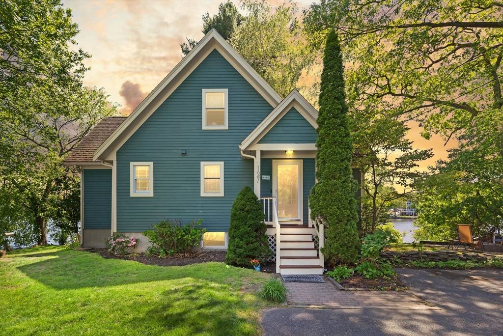 Lynnfield, MA 01940,127 Pillings Pond