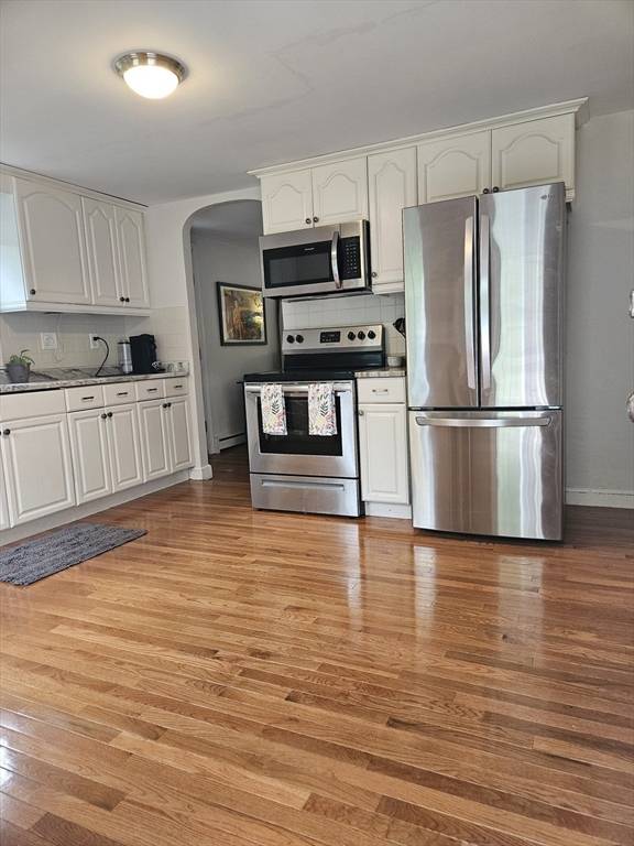 31 Elm St Bellingham, MA 02019