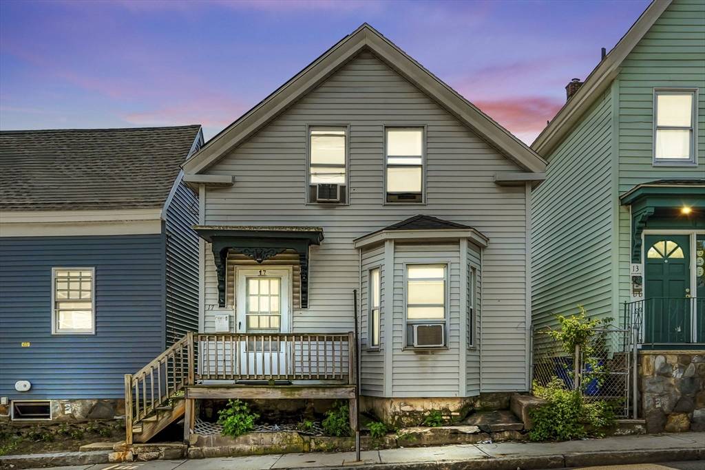Lowell, MA 01852,17 Wamesit St
