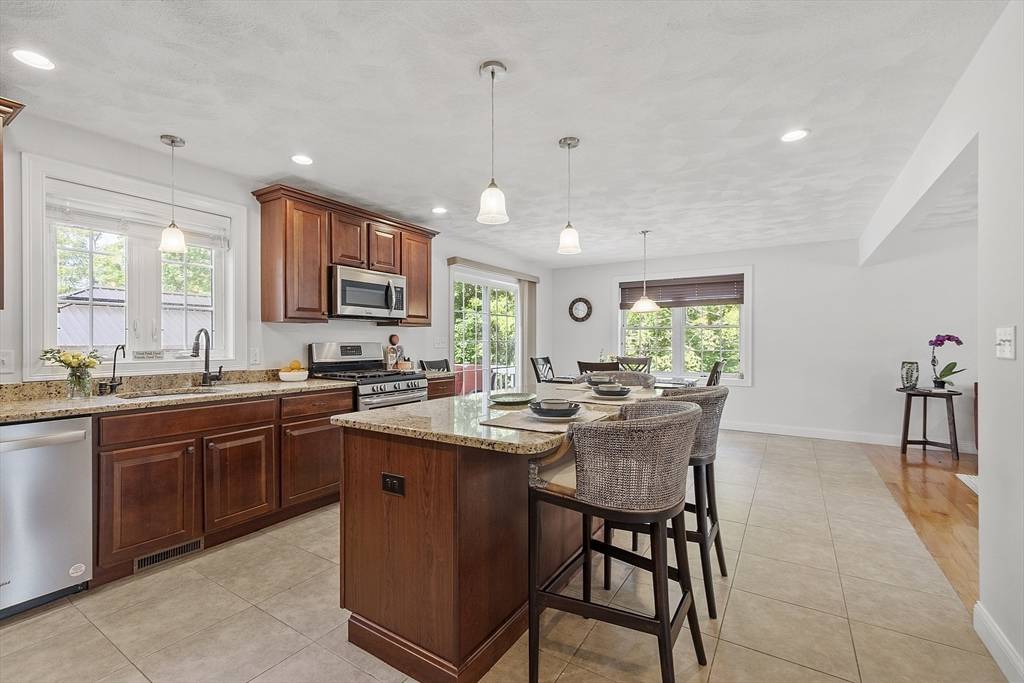 18 Railroad Avenue Wilmington, MA 01887