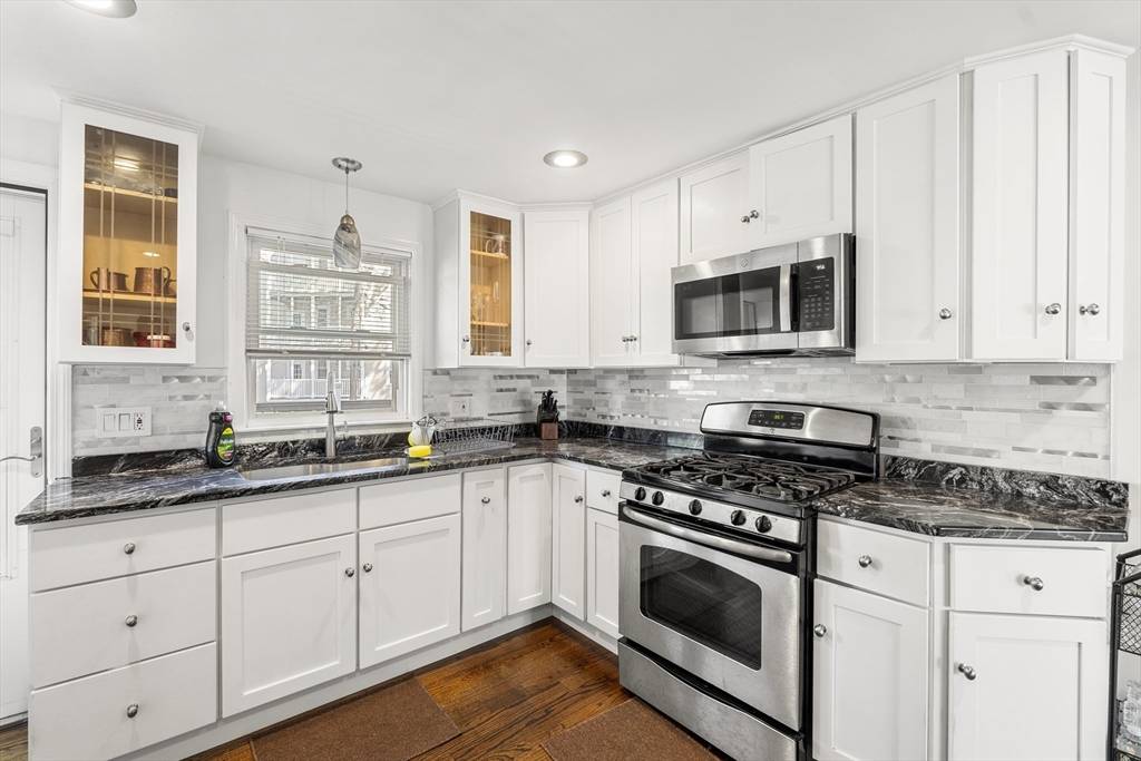25 Jacob St Boston, MA 02124