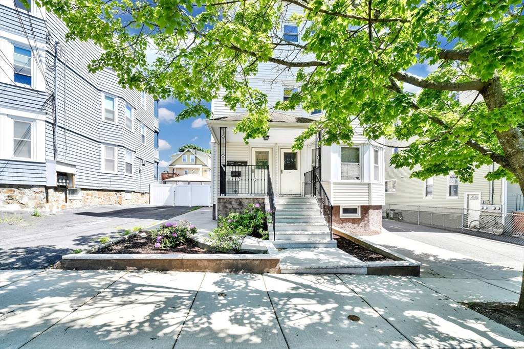 Everett, MA 02149,77 Swan St #1