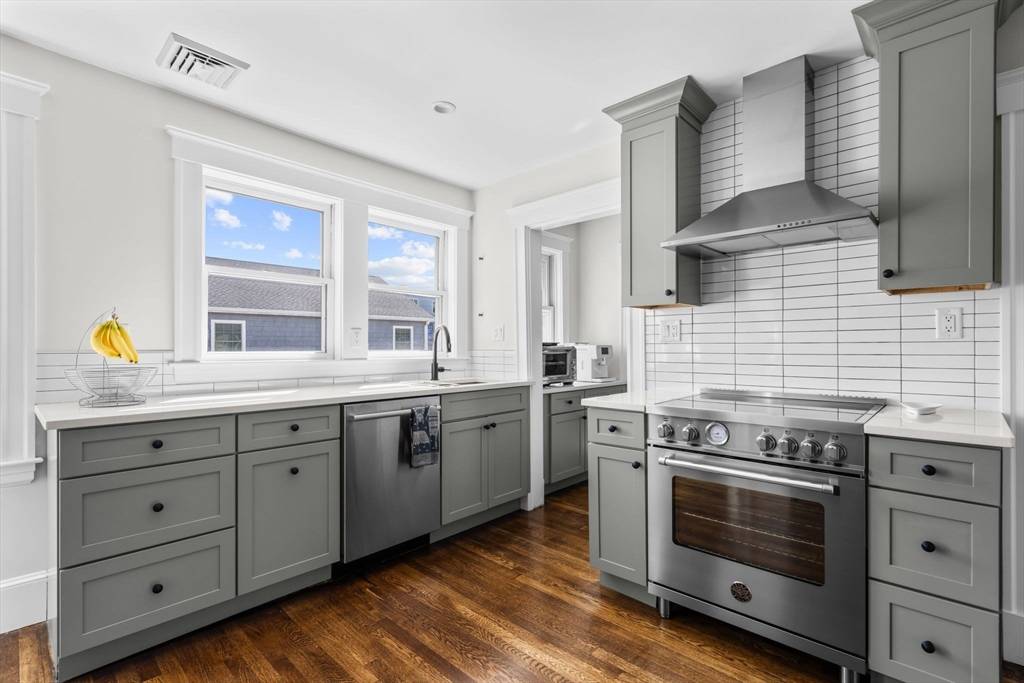 Watertown, MA 02472,149-151 Pleasant St