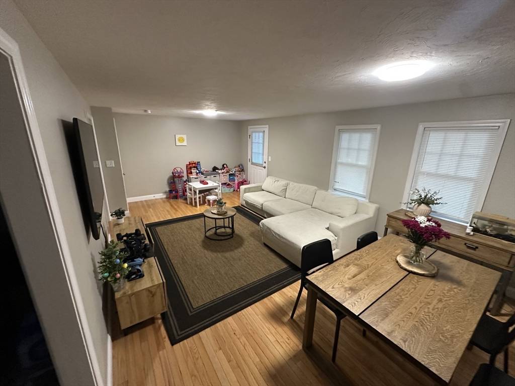 Weymouth, MA 02189,18 Charles Street #3