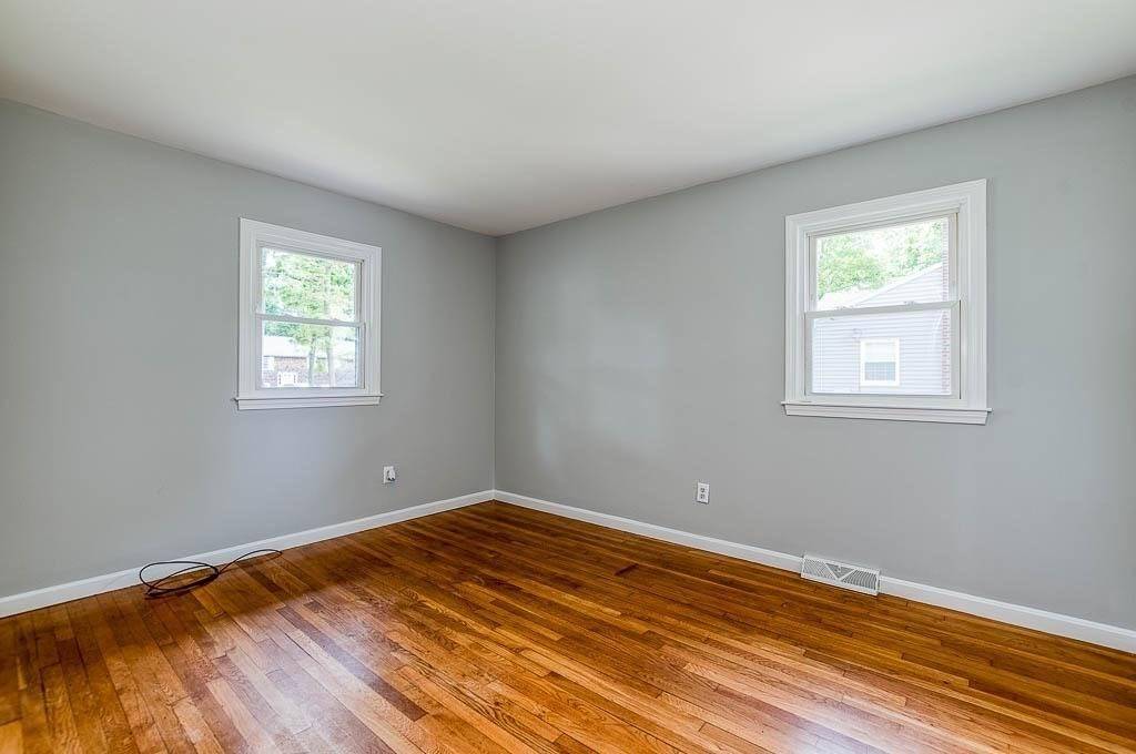62 Forest St Middleboro, MA 02346