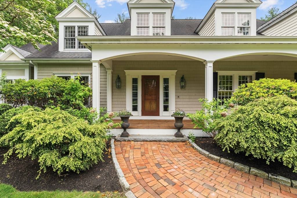 Medfield, MA 02052,111 Elm St