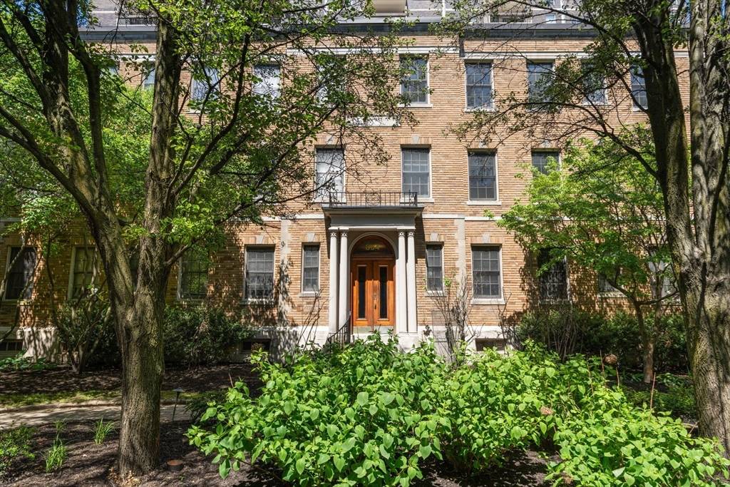 Cambridge, MA 02139,854 Massachusetts Avenue #11