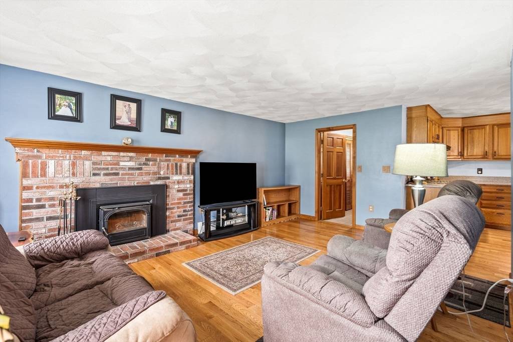 Tewksbury, MA 01876,24 Floyd Avenue