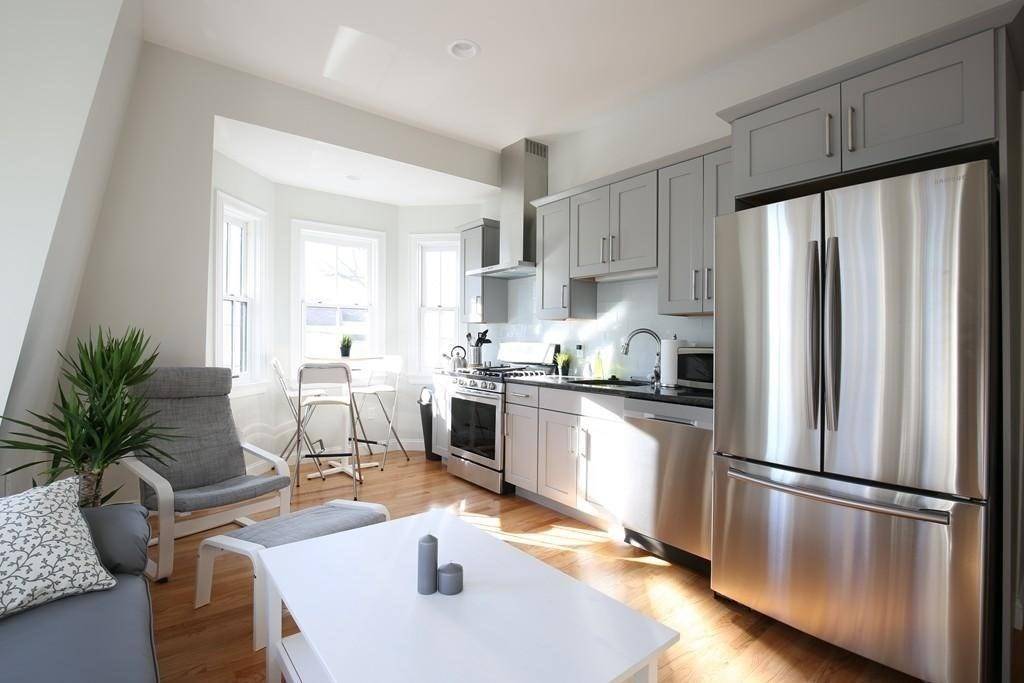 Somerville, MA 02145,20 George St #2L