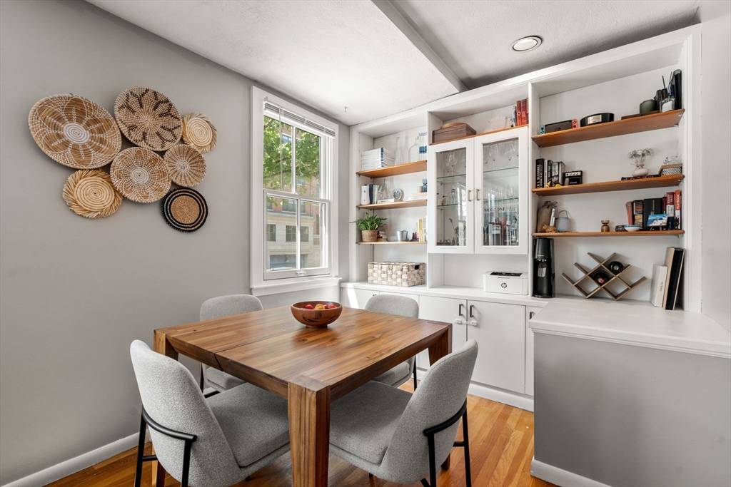 Boston, MA 02116,306 Columbus Avenue #2