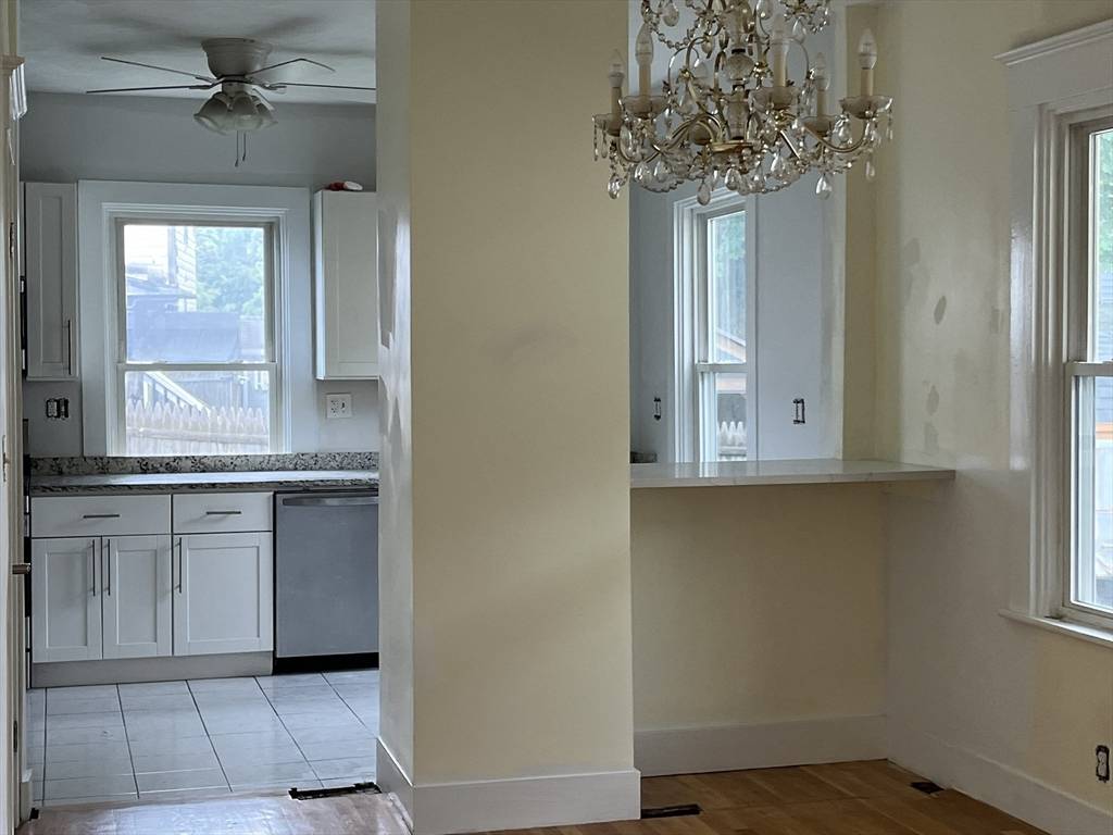 Stoneham, MA 02180,29 Lincoln St #1
